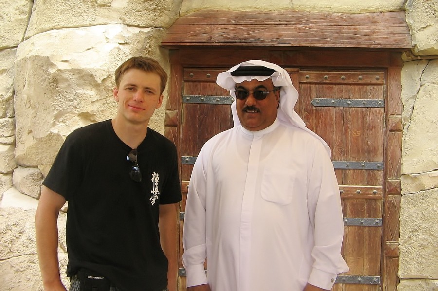With an Arab in Dubai in front of the Water Park.