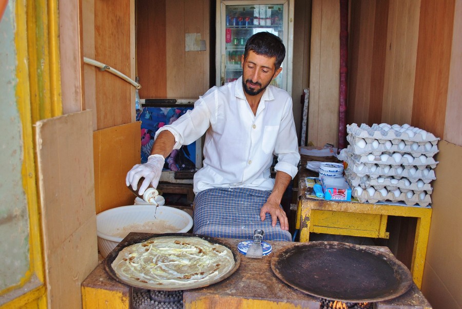 Pancake seller in Bandar Abbas. Persian Gulf port in Iran.