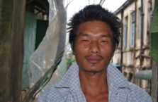 Birma - młody mężczyzna.