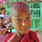 Birma - młody mnich.