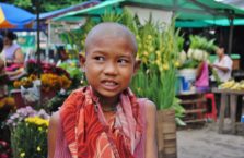 Birma - dziewczynka mnich.