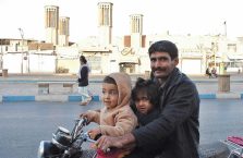 Iran - tata i jego dzieci.