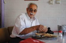 Iran - starszy mężczyzna.