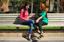 Armenia - młode dziewczyny.