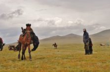 Kirgistan - festiwal z udziałem koni.