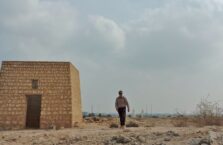 Bahrain burial mounds (6)